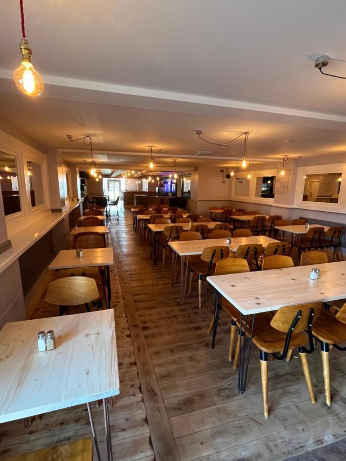 לנדרינדוד וולס Hampton Hotel & Restaurant מראה חיצוני תמונה