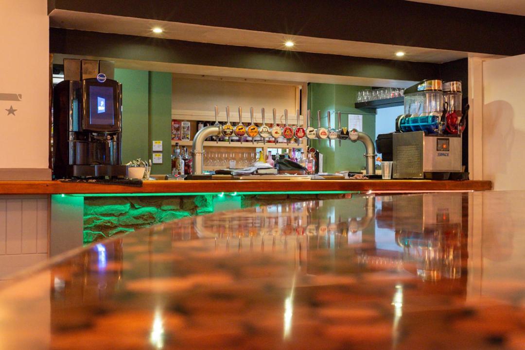 לנדרינדוד וולס Hampton Hotel & Restaurant מראה חיצוני תמונה