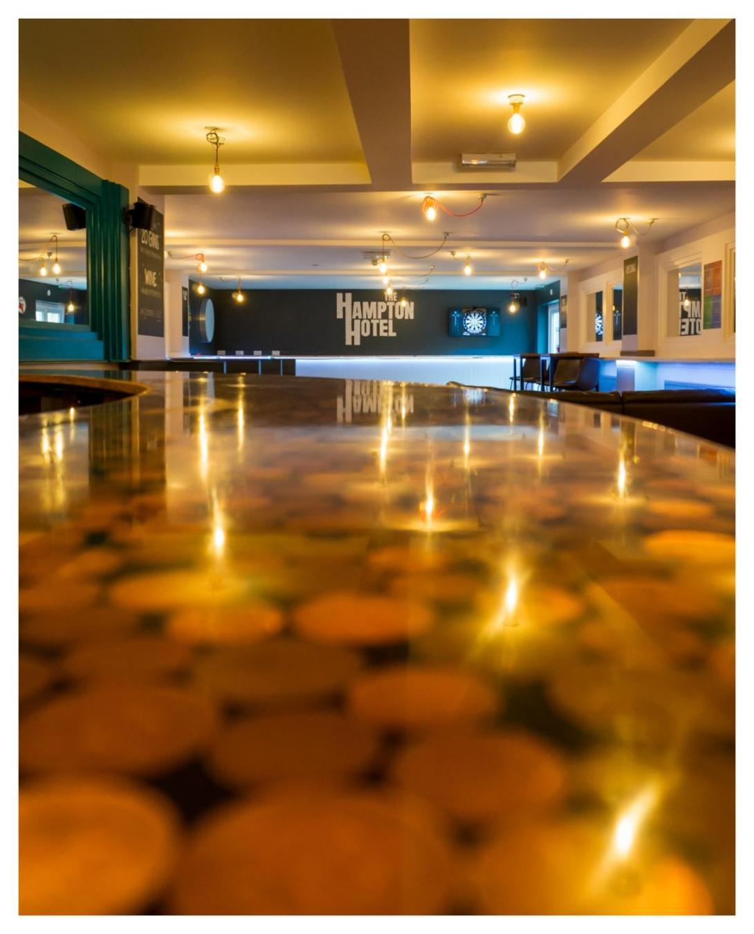 לנדרינדוד וולס Hampton Hotel & Restaurant מראה חיצוני תמונה